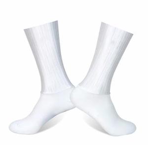 Chaussettes courtes pour hommes, blanches, en polyester tricoté, respirantes, pour le sport, couleur unie, style classique, avec revers rembourré, personnalisables - Product Image 4