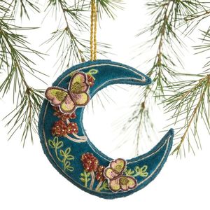 Ornement de maison en pain d'épices en velours fait main avec pompons, décoration de Noël traditionnelle de 4 pouces - Product Image 3