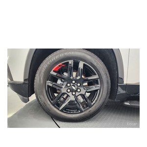2021 Chevrolet Traverse 3.6 AWD Redline with Automatic Gearbox Leather Seats Rear <b>Camera</b> 49,585 km Left Steering - Product Image 5