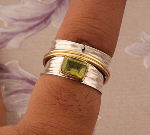 Natural <b>Peridot</b> Band <b>Ring</b> 925 Sterling Silver Handmade Green Gemstone Jewelry Wholesale Stackable <b>Peridot</b> Silver <b>Ring</b> for Women - Product Image 5