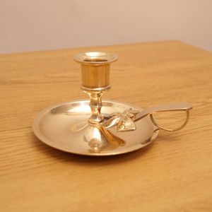 Candelabro de Latón Hecho a Mano de Primera Calidad con Base, Acabado Antiguo, Soporte Decorativo de Metal para Centro de Mesa - Product Image 4