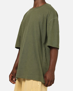 T-shirt en coton vert olive surdimensionné pour homme avec logo OEM personnalisé, manches courtes, col rond, coupe décontractée, pour un usage quotidien - Product Image 6