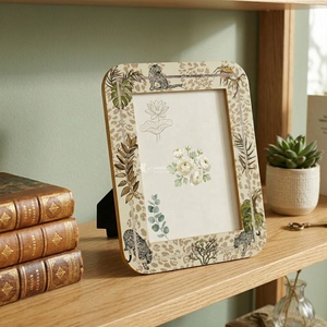 กรอบรูปเคลือบเงาขายส่ง กรอบรูปไม้ทำมือสำหรับตกแต่งบ้าน ของขวัญ ผู้ผลิตจากเวียดนาม - Product Image 4