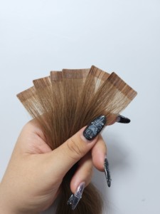Cinta adhesiva para el cabello a precio de fábrica |   Cabello Virgen Vietnamita en Varios Colores |   Extensiones de Cabello Reutilizables de Larga Duración Sin Costuras - Product Image 4