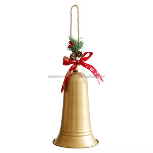 Cloches de Noël modernes en métal, décorations de Noël écologiques personnalisables avec pendentif en cône de pin - Product Image 1