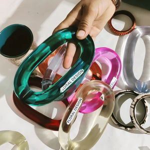 Cadena de resina para colgar en la pared, decoración moderna de resina para pared, escultura de eslabones de resina, arte decorativo de cadena de resina - Product Image 1