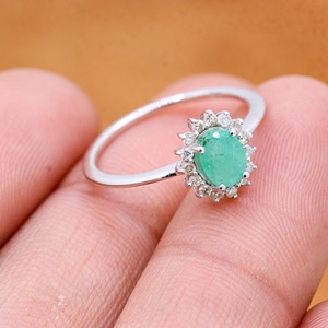 Natural Oval <b>Emerald</b> 925 Sterling <b>Silver</b> Halo <b>Ring</b> | Diamond Accent Handmade Fine Jewelry Gift for Women - Product Image 2