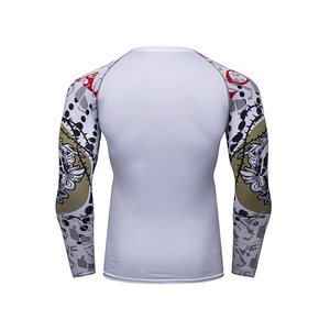 Vente en gros de rashguards MMA personnalisés pour hommes, manches longues, séchage rapide, respirants, fabriqués au Pakistan, impression par sublimation, compression, OEM ODM - Product Image 4