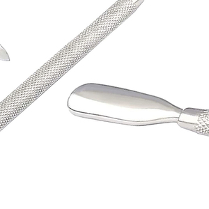 Empujador de cutículas de alta calidad para el cuidado de las uñas, con mango antideslizante y bordes refinados para manicura y pedicura detalladas. - Product Image 4