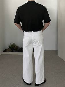 Polo de Hombre con Estampado de Letras en Tela Texturizada Negra, Verano - Product Image 2