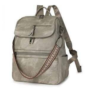 Sac à dos personnalisé en toile crème imprimée et gaufrée avec accents en cuir véritable marron, design minimaliste pour usage quotidien - Product Image 3