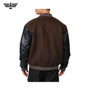 Chaqueta Varsity para Hombre en Azul Marino y Blanco con Bloques de Color, Exterior de Cuero Genuino, Resistente al Viento, con Botones a Presión, Estilo Béisbol, Ropa Deportiva Urbana - Product Image 4
