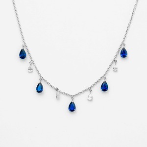 Collar con Diamante Cultivado en Laboratorio de Corte Radiante de 3.19ct en Oro Blanco de 14K con Engaste de Halo, Joyería de Lujo, Regalo para Ella - Product Image 1