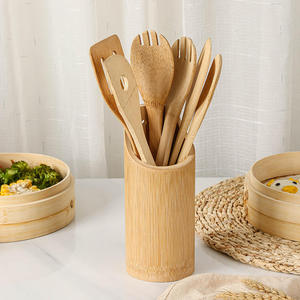 ชุดช้อนส้อมตะเกียบไม้ทำมือ พร้อมกล่องพกพาทรงสี่เหลี่ยมลายคลื่น - Product Image 2