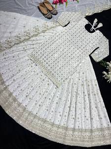 Ensemble Lehenga et Dupatta ethnique indien extrême en faux georgette avec broderie de sequins de 9 mm, robe de soirée à prix de gros - Product Image 4