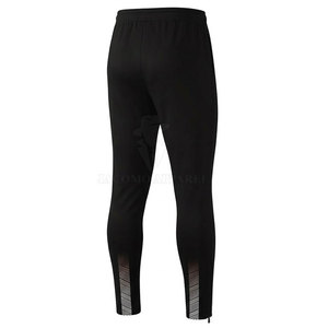 Ensemble de survêtement tendance pour homme avec un design élégant, une matière douce et respirante, parfait pour une utilisation décontractée - Product Image 6
