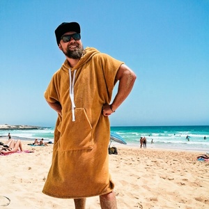 2024 vendita calda spiaggia piscina Surf <span class=keywords><strong>Poncho</strong></span> con cappuccio di alta qualità puro cotone fasciatoio <span class=keywords><strong>Poncho</strong></span> per adulti - Product Image 1