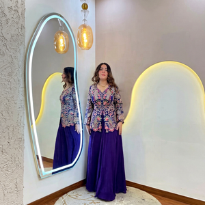 Ensemble Kurti brodé de style indien pakistanais traditionnel pour femmes, coupe ample, pour les occasions de mariage - Product Image 1