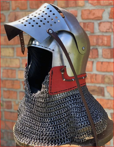 Casco de Malla Metálica Plateada Pulida Tradicional Medieval, Armadura Barbute de Acero de Calibre 16, Listo para la Batalla - Product Image 2
