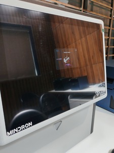 Les machines Trusure Zenith offrent une détection avancée des diamants CVD, HPHT, RFT et des simulants comme le CZ. - Product Image 1