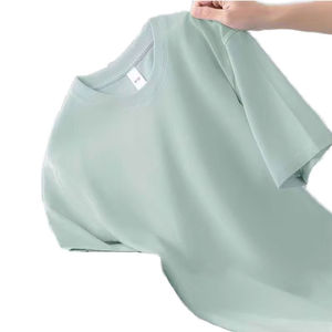 T-shirt en coton pour homme disponible auprès d'un fournisseur en gros pour les marchés mondiaux, avec une qualité de couture latérale de qualité supérieure pour l'exportation. - Product Image 6