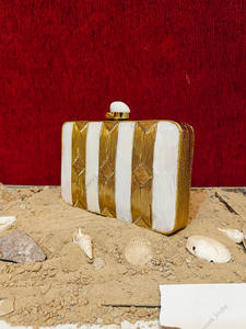 Pochette indienne artisanale en nacre avec détails géométriques en laiton et pierres d'agate, sac de soirée de luxe pour femme - Product Image 3