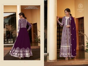 คอลเลกชันยอดนิยม: georgette gharara หนักสง่างามกับ dupatta ปัก, santoon ด้านล่างและงานเย็บที่สวยงาม - Product Image 4