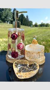 Antique Design Pink Resin Bathroom Set 4-Piece Rectangle Tray With Gold Accents Minimalist Design Easy To Clean - Product Image 5