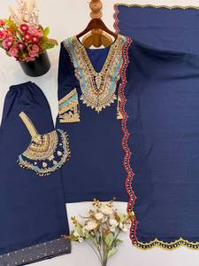 Ensemble Anarkali traditionnel indien et pakistanais pour femmes, brodé, longueur ras du sol, avec pantalon palazzo, tenue de mariage en soie, coupe ample - Product Image 5