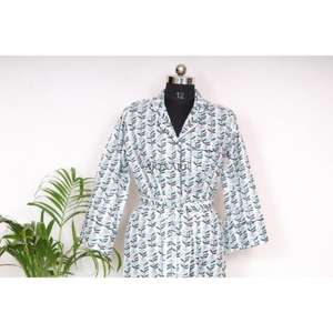 Chaqueta de Mujer con Estampado Floral Bohemio, Diseño Personalizado, Hecha a Mano, de Algodón, Talla Grande, Estilo Casual Coreano con Botones - Product Image 4