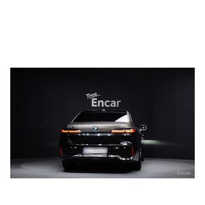 BMW Serie 7 740i XDrive M Sport 2024, Volante a la Izquierda, Caja de Cambios Automática, 38,834 km - Product Image 4