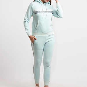 Ensemble de survêtement pour femme bleu clair respirant et écologique à capuche, manches longues, couleur unie, décontracté, avec poches latérales - Product Image 4