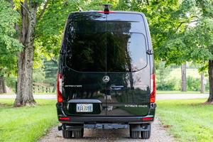 Mercedes-Benz <span class=keywords><strong>Sprinter</strong></span> 3500XD Ultimate Toys Coach 2025 Usado Premium, Conversión de Furgoneta de Lujo - Product Image 3