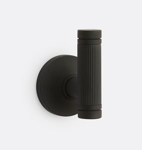 Porte-serviettes tendance en laiton plaqué, également utilisé près du lavabo de salle de bain, taille personnalisée, finition dorée avec métal - Product Image 2