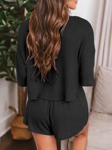 ชุดนอนผู้หญิงคอวี ผ้าวาฟเฟิล เสื้อครอปและกางเกงขาสั้น ขายส่ง - Product Image 4