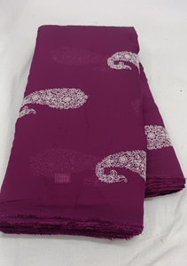 Tissu brodé en fil de coton blanc - Product Image 2