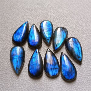 Cabujón de Labradorita Natural en Forma de Pera con Destello Azul, Gema Suelta Perforada con Reverso Plano Calibrado, Suministro para Fabricación de Joyería al por Mayor - Product Image 5