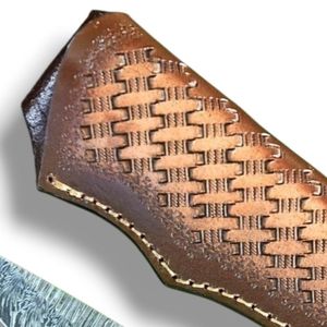 Couteaux de chasse traditionnels pour l'extérieur, dotés d'une lame en acier Damas faite à la main et d'un design de manche décoratif unique - Product Image 6