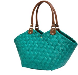 Sac fourre-tout élégant en cuir marron avec poignée tressée en plastique et sac fait main, sac de plage chic pour femme en bleu sarcelle festonné - Product Image 4