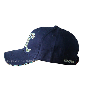 Casquette de baseball en jean délavé, style vintage, avec patch en caoutchouc personnalisé, modèle Dad Hat, fabriquée en usine ODM au Vietnam - Product Image 6