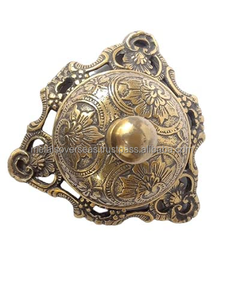 Cloche de service en laiton massif gravée à la main pour hôtel, réception, restaurant ou décoration intérieure - Product Image 3