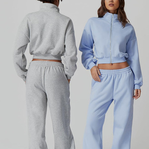 Ensemble sweat-shirt court et pantalon de jogging pour femme, imprimé sur mesure, vêtements de sport décontractés, vêtements de mode, fabrication OEM, Pakistan - Product Image 6