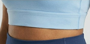 Sujetador deportivo con cuello redondo para mujer, espalda cruzada, para yoga, gimnasio, fitness, top corto, a prueba de golpes, acolchado, para correr - Product Image 6