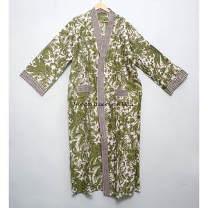 Nouvelle robe kimono en coton imprimé à la main pour femmes avec ceinture, légère, style bohème, idéale pour se détendre ou comme tenue de nuit estivale. - Product Image 1