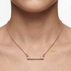 Collar de Oro con Símbolo de Diamante de Lujo para Mujer, Diseñado para Regalos de Compromiso y Aniversario, Belleza y Moda Nupcial - Product Image 3