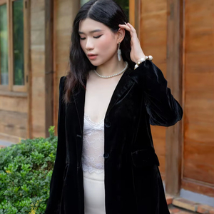 Veste blazer en velours - Blazer en velours de soie pour femme - Blazers en velours noir - Costumes en velours de soie - Blazer à manches longues - Product Image 2