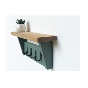 Porte-clés en bois : un élément décoratif d'appoint pour la maison, conçu pour compléter les intérieurs bien organisés avec un équilibre décoratif élégant. - Product Image 1