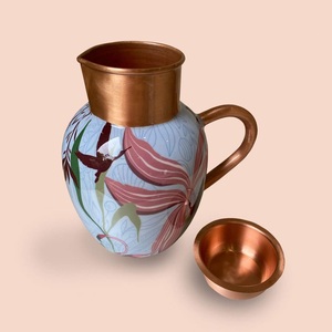 Carafe à eau artisanale en cuivre avec design émaillé, vaisselle traditionnelle pour la maison et les restaurants - Product Image 4
