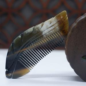 Peine de cuerno natural para desenredar el cabello rizado, cuidado del cabello antiestático y aseo diario - Product Image 2