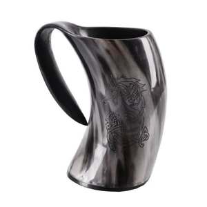Mug en corne de buffle fait main, forme naturelle, style rustique, objet de collection, durable, écologique, avec poignée polie, thème ange et animal - Product Image 3